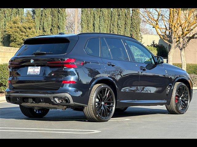 2025 BMW X5 M60i