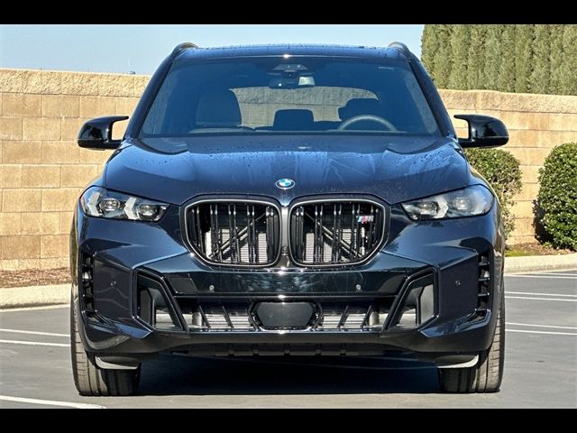 2025 BMW X5 M60i