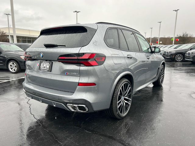 2025 BMW X5 M60i