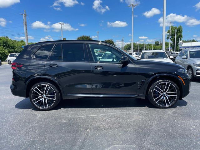 2025 BMW X5 M60i