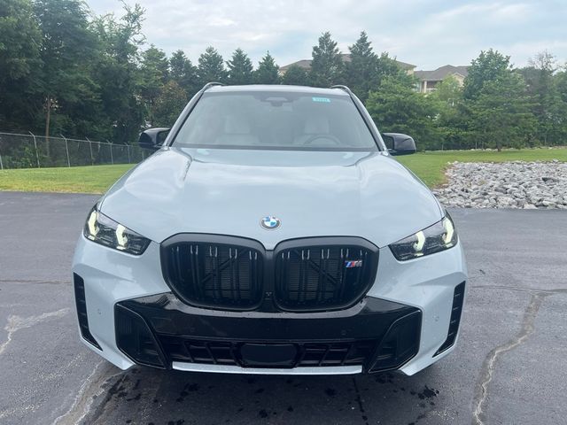 2025 BMW X5 M60i