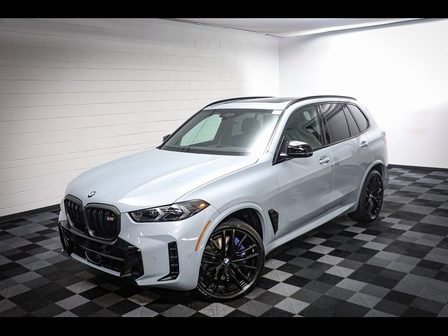 2025 BMW X5 M60i