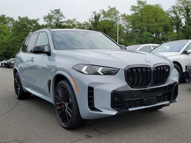 2025 BMW X5 M60i