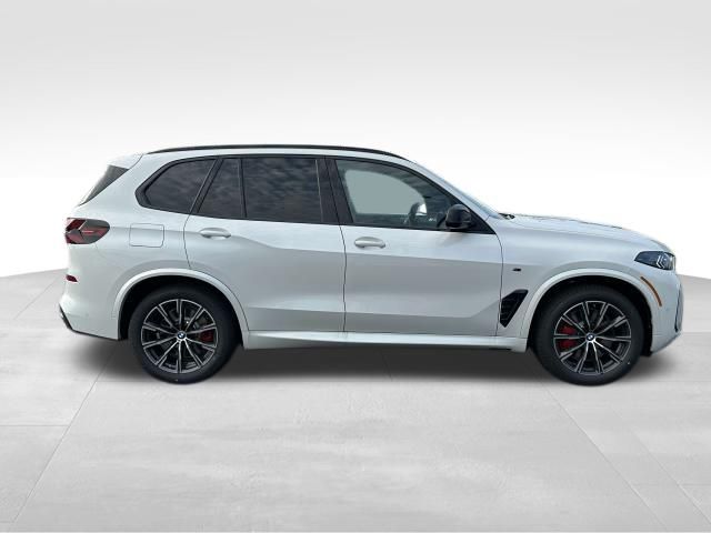 2025 BMW X5 M60i