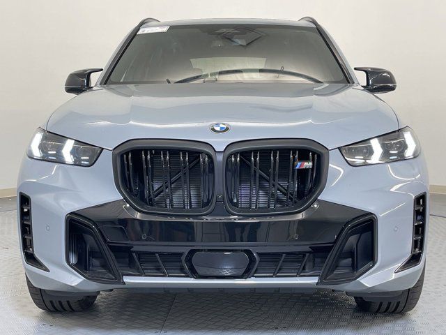 2025 BMW X5 M60i