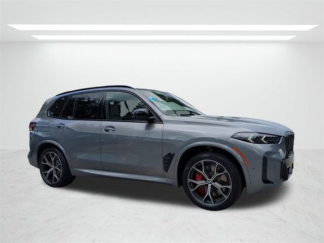 2025 BMW X5 M60i