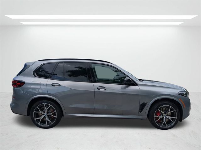 2025 BMW X5 M60i