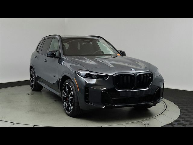 2025 BMW X5 M60i