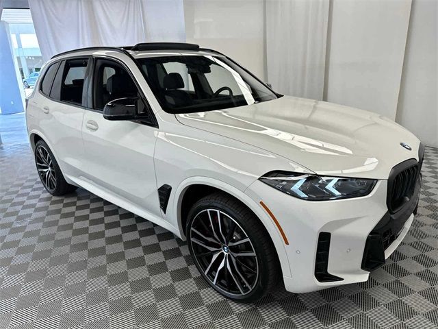 2025 BMW X5 M60i