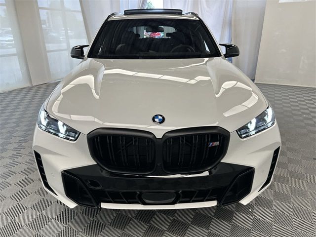 2025 BMW X5 M60i