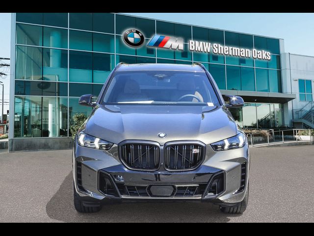 2025 BMW X5 M60i