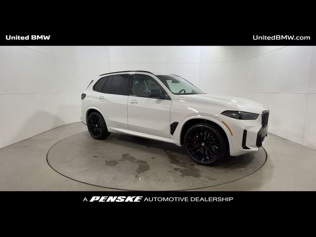 2025 BMW X5 M60i