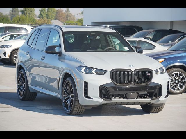 2025 BMW X5 M60i