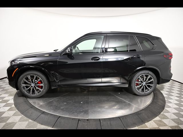 2025 BMW X5 M60i