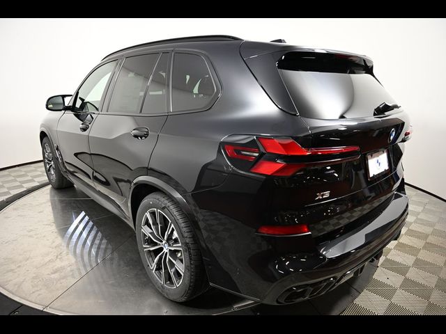 2025 BMW X5 M60i