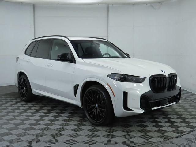 2025 BMW X5 M60i