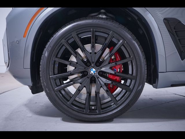 2025 BMW X5 M60i