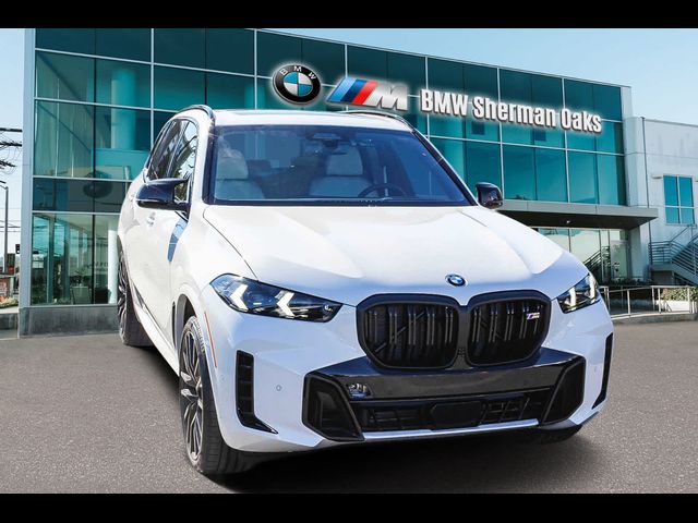 2025 BMW X5 M60i