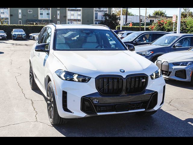 2025 BMW X5 M60i