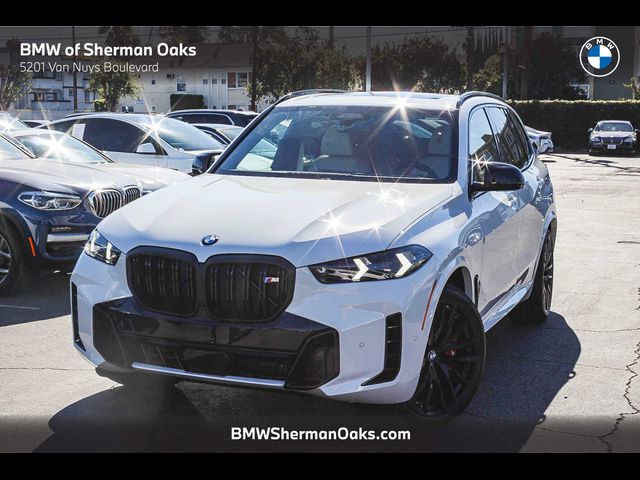 2025 BMW X5 M60i