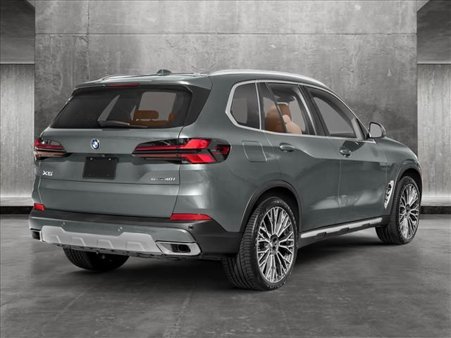 2025 BMW X5 M60i