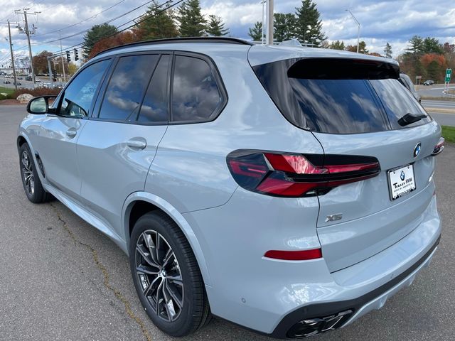 2025 BMW X5 M60i