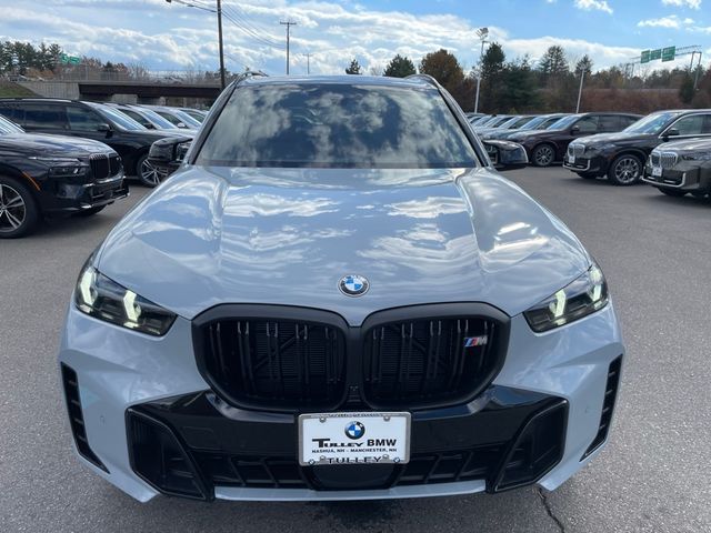 2025 BMW X5 M60i