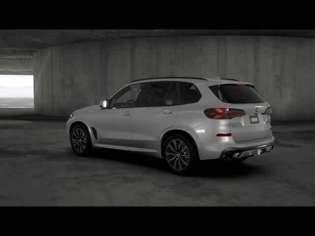 2025 BMW X5 M60i