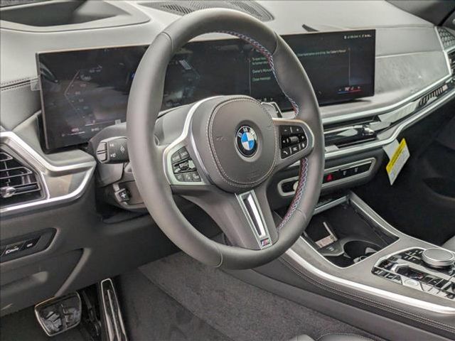 2025 BMW X5 M60i