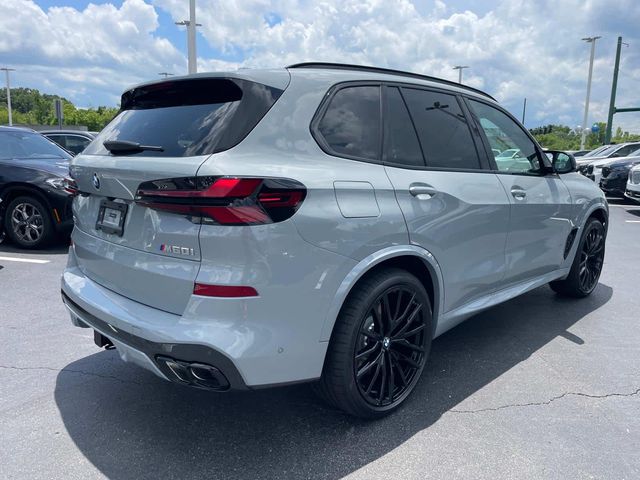 2025 BMW X5 M60i