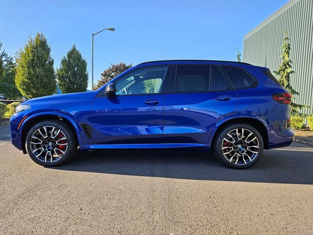 2025 BMW X5 M60i