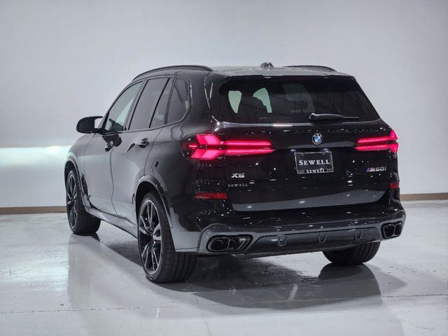 2025 BMW X5 M60i