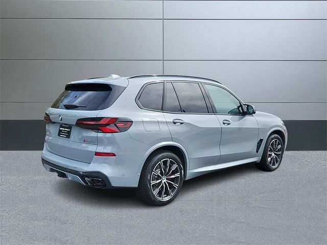 2025 BMW X5 M60i