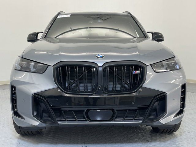 2025 BMW X5 M60i