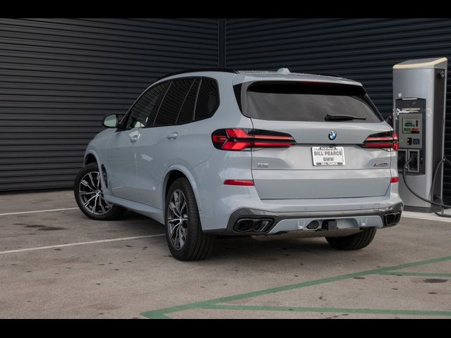 2025 BMW X5 M60i