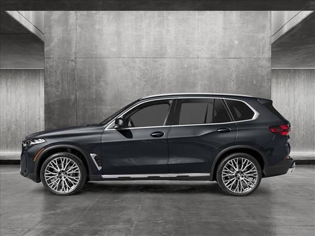 2025 BMW X5 M60i