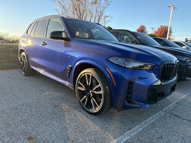 2025 BMW X5 M60i