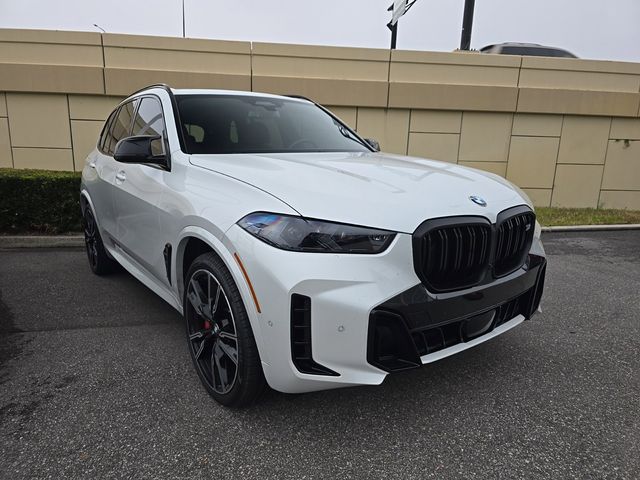 2025 BMW X5 M60i