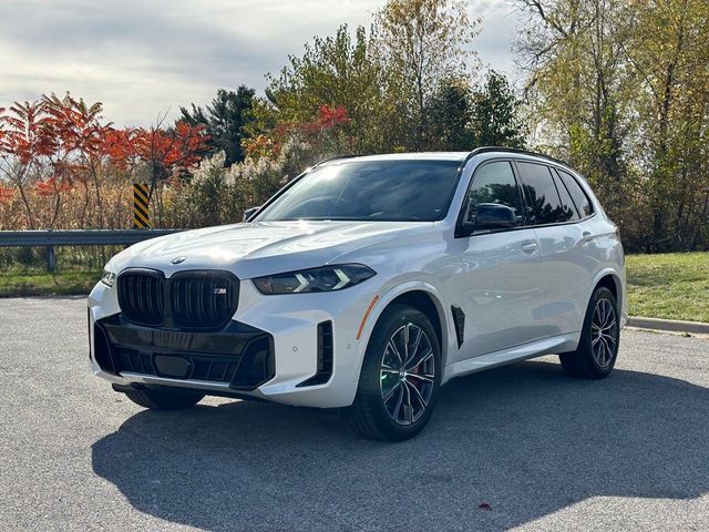 2025 BMW X5 M60i