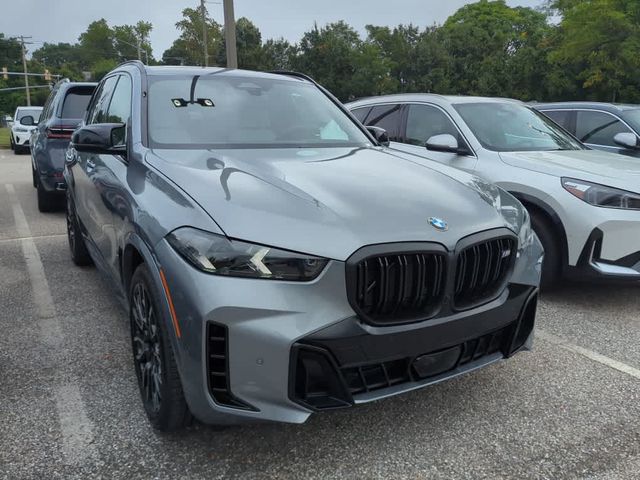 2025 BMW X5 M60i