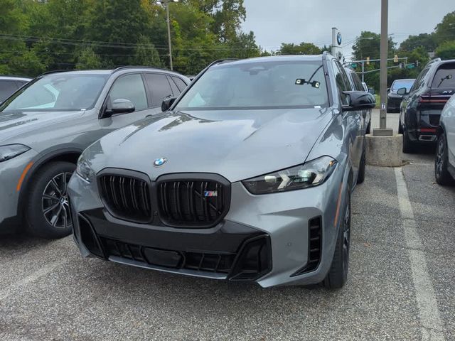 2025 BMW X5 M60i