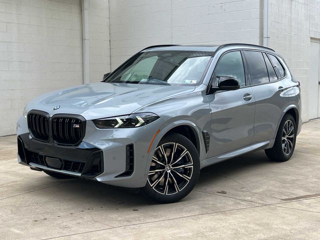 2025 BMW X5 M60i