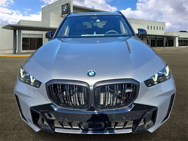 2025 BMW X5 M60i