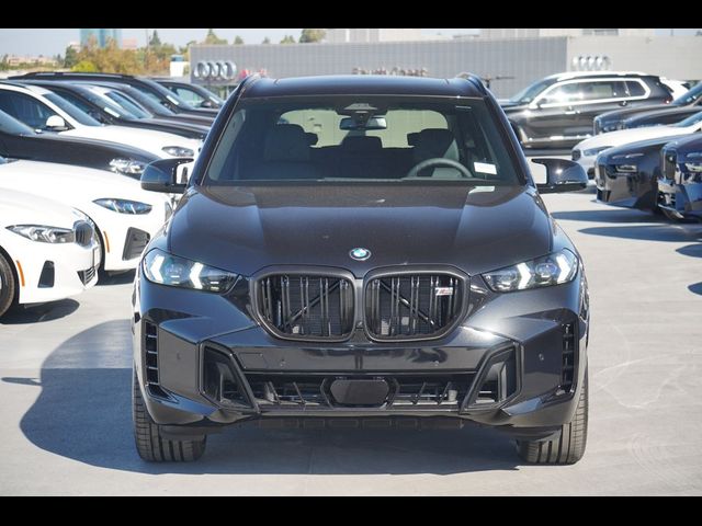 2025 BMW X5 M60i