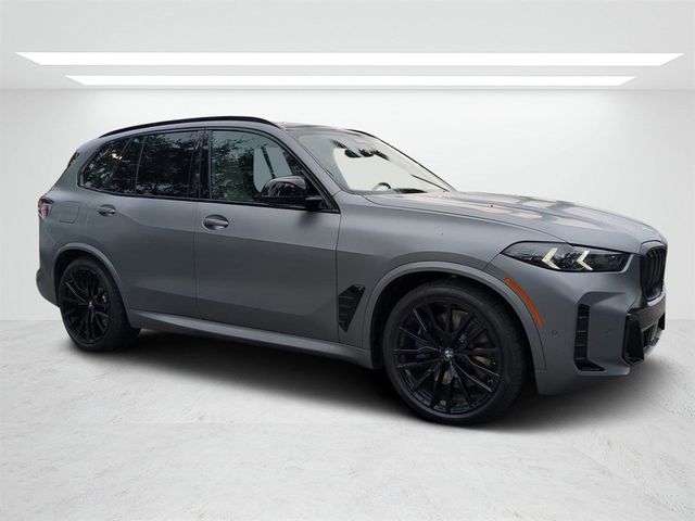 2025 BMW X5 M60i