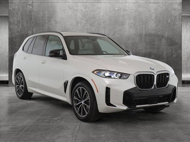 2025 BMW X5 M60i