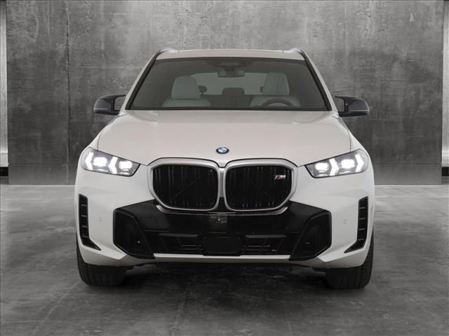 2025 BMW X5 M60i