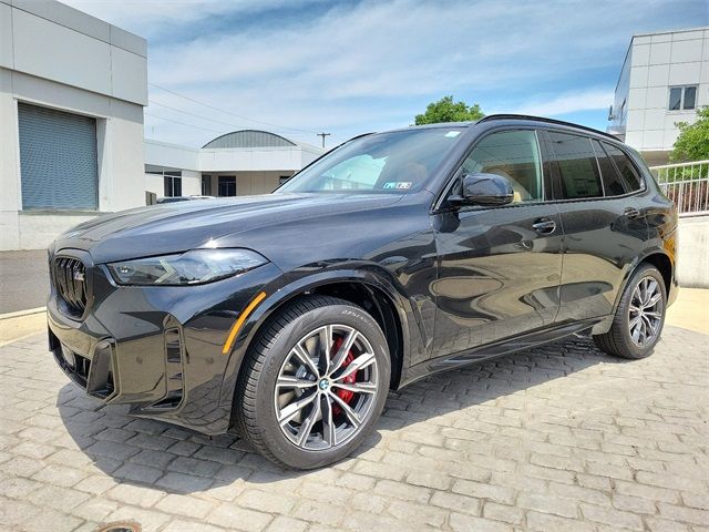 2025 BMW X5 M60i