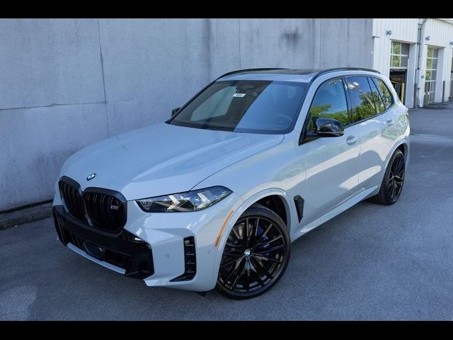 2025 BMW X5 M60i