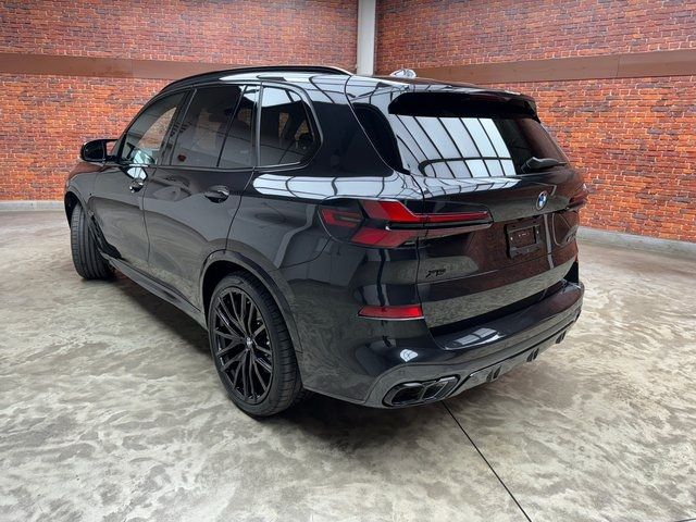 2025 BMW X5 M60i